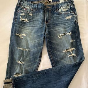 Hollister women’s brand new jeans